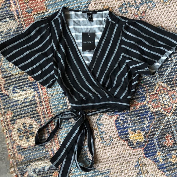 Forever 21 Tops - Forever 21 - Black and White Wrap Tie Top